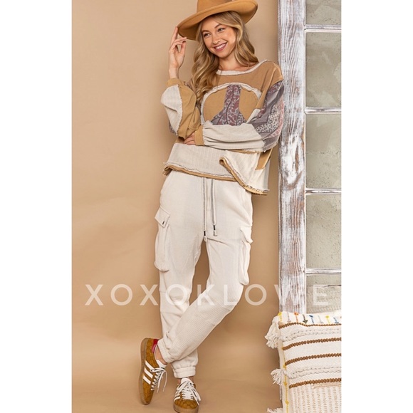 POL Waffle Knit Slouchy Cargo Joggers in Cream - Picture 8 of 13